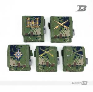 Portamoneda pixelado armas